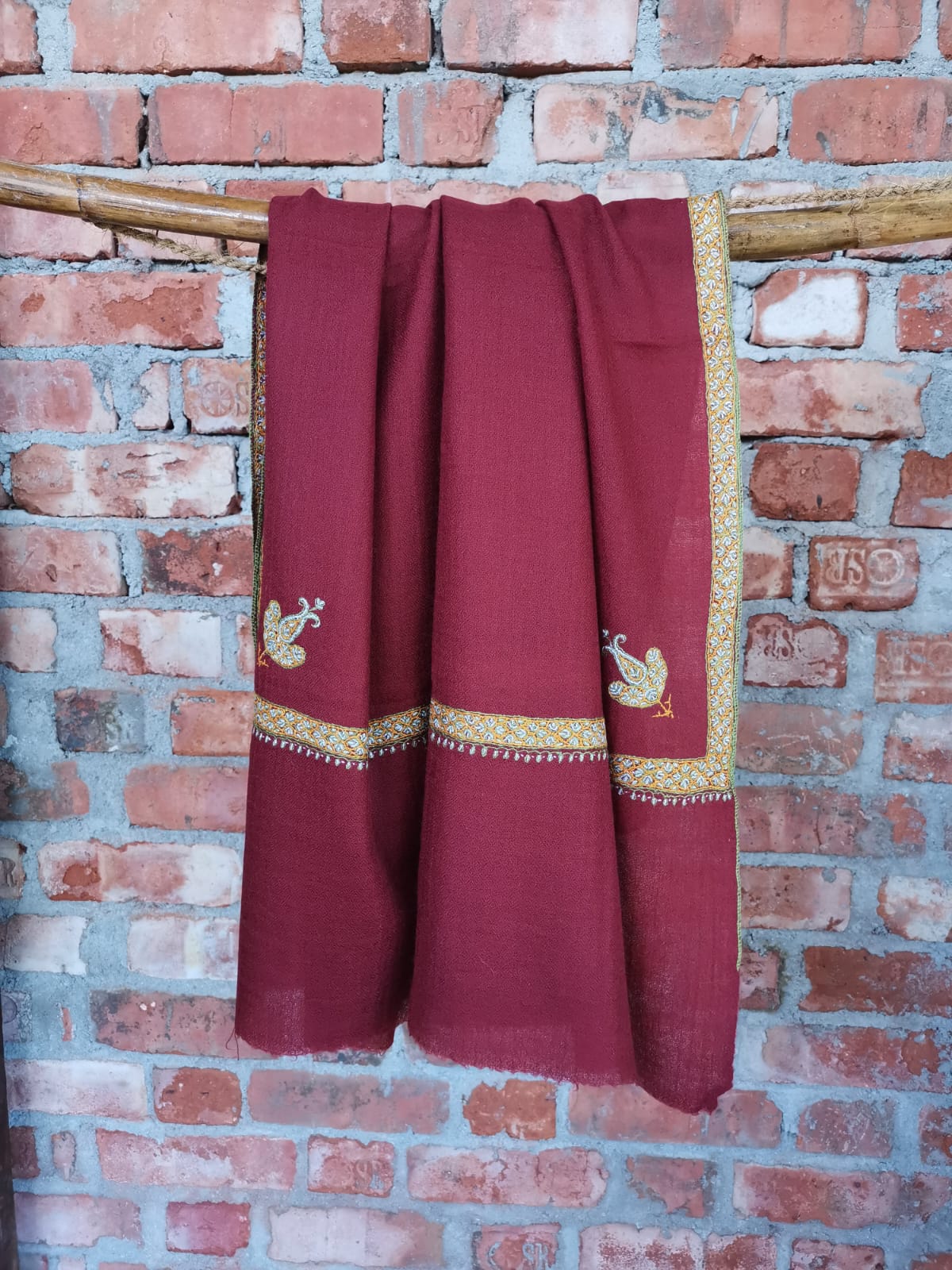 Soozni Embroidery Pashmina - Image 3